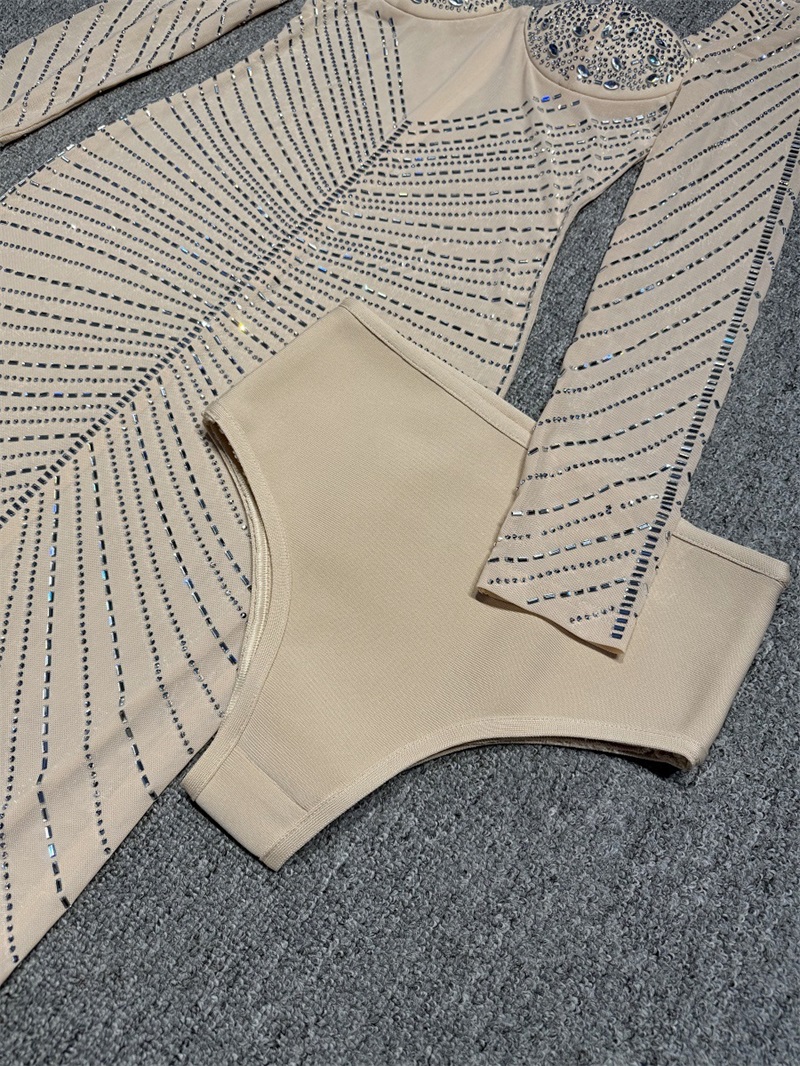 Luxury Crystals Beige Women Pr - Women Luxury Formal Wear recension och pris